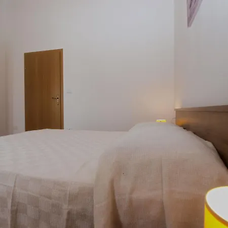 Holiday home House Andrej 1372 *