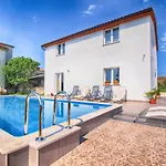 House Andrej 1372 بيت للعطل ميدولين