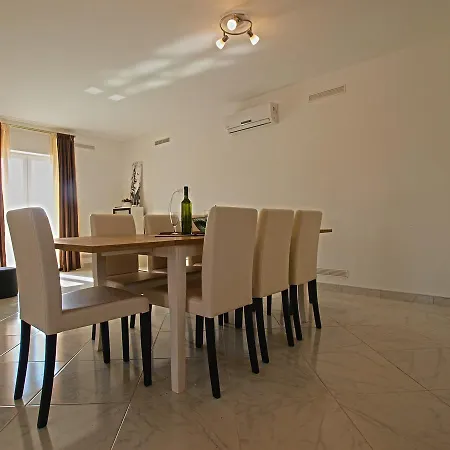 Σπίτι διακοπών House Andrej 1372 Μεντουλίν